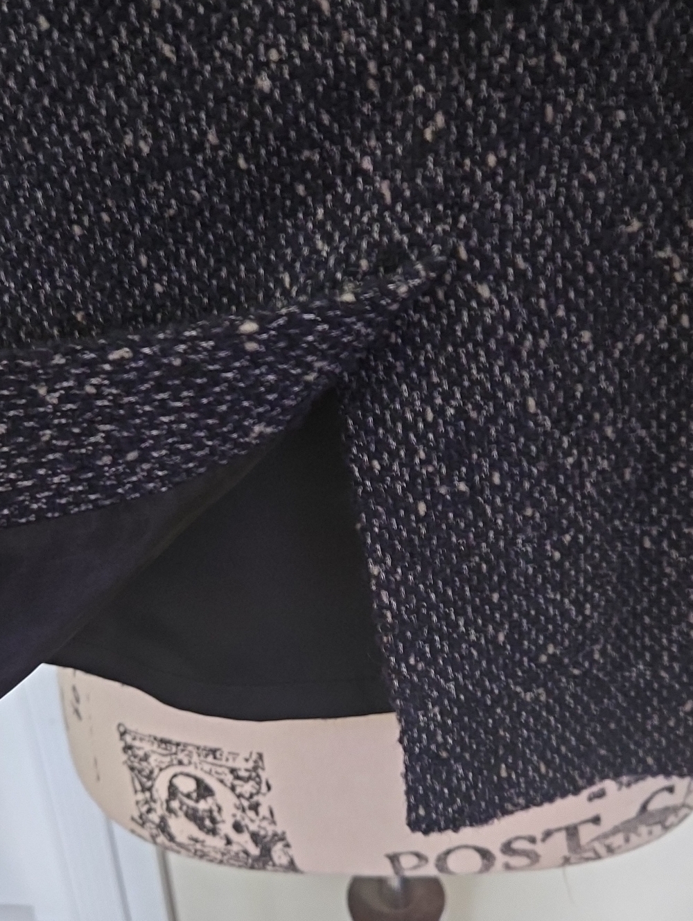 CAbi Classic Black Tweed Pencil Skirt - Women's - Picture 5 of 7